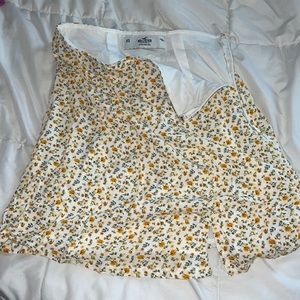 Hollister Skirt!